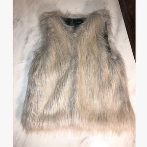 SANCTUARY Faux Fur Vest Size Medium 🆕 with tags